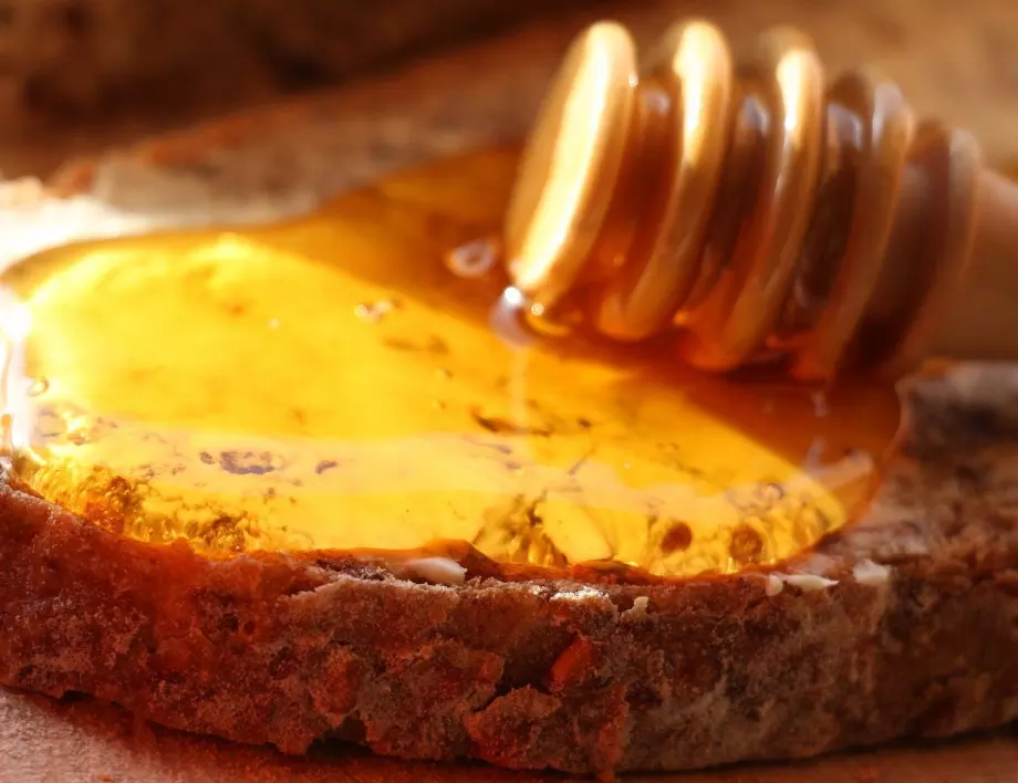 Хапвайте мед всеки ден и тези СТРАХОТНИ неща ще се случат с вас!