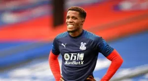 Арестуваха 12-годишен за расистките заплахи към Вилфрид Заха