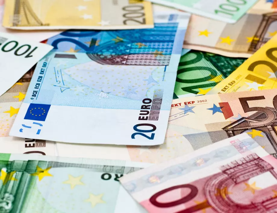 Еврото поскъпна спрямо долара най-много от 4 месеца