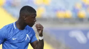 {{ otherArticle[0].article.title }}