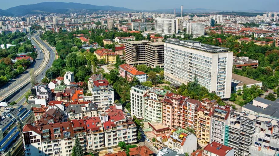 Коронавирусът свали цените на наемите в София