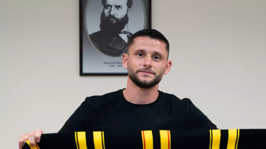 Ботев Пловдив осъществи първи летен трансфер