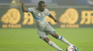 {{ otherArticle[0].article.title }}