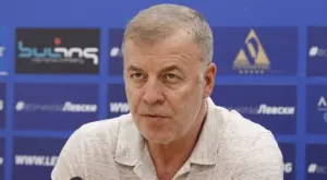 {{ otherArticle[0].article.title }}