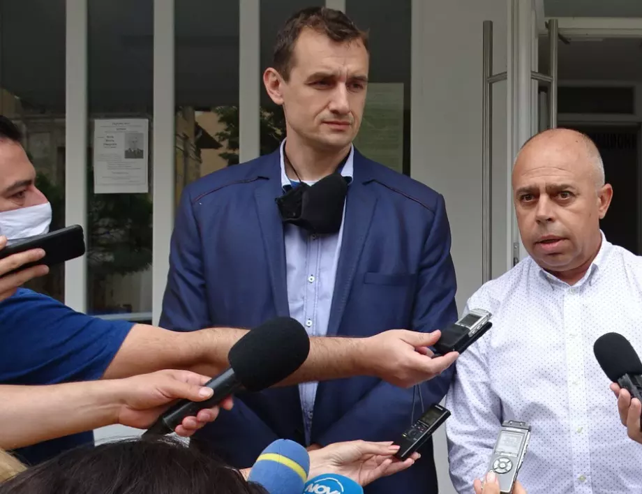 Криминално проявени братя са задържани за нападението над полицаи в Кюстендил