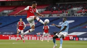 {{ otherArticle[0].article.title }}