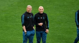 {{ otherArticle[0].article.title }}