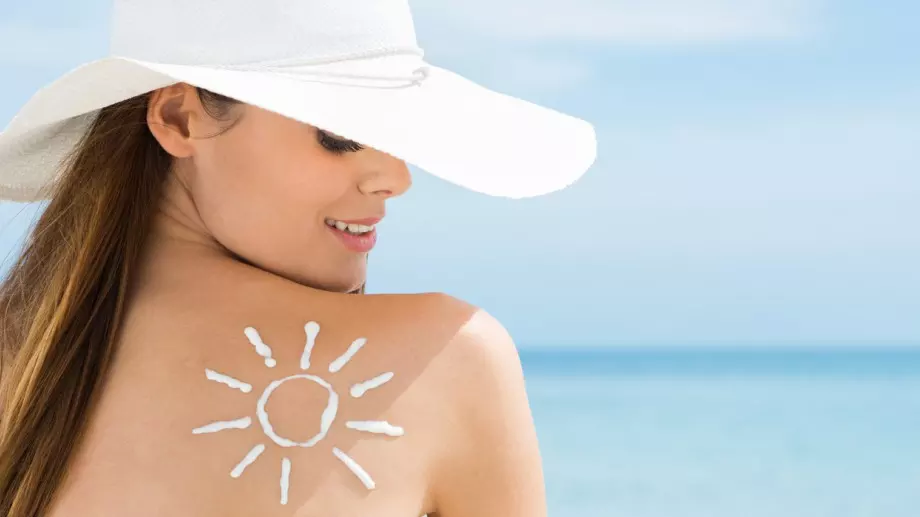 Как да предпазите кожата си от вредните UV лъчи?