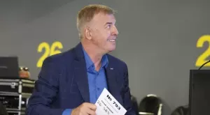 {{ otherArticle[0].article.title }}