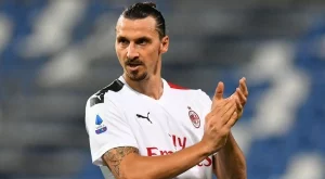 Официално: Ибрахимович подписа нов договор с Милан