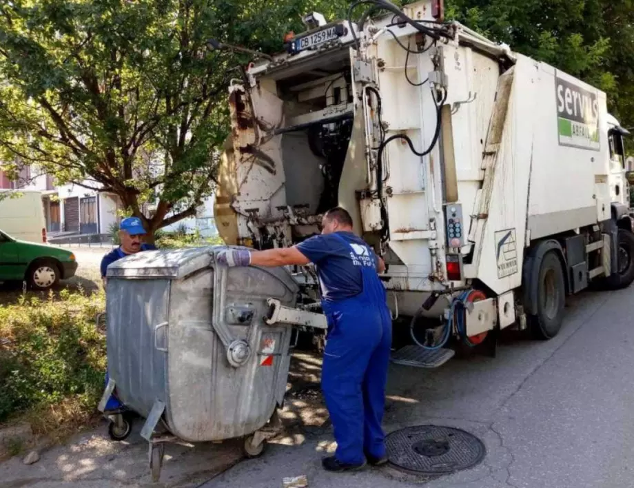 Дезинфекцират 1200 съдове за отпадъци в Плевен
