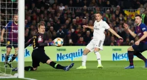 {{ otherArticle[0].article.title }}