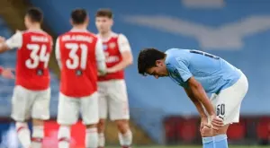 {{ otherArticle[0].article.title }}