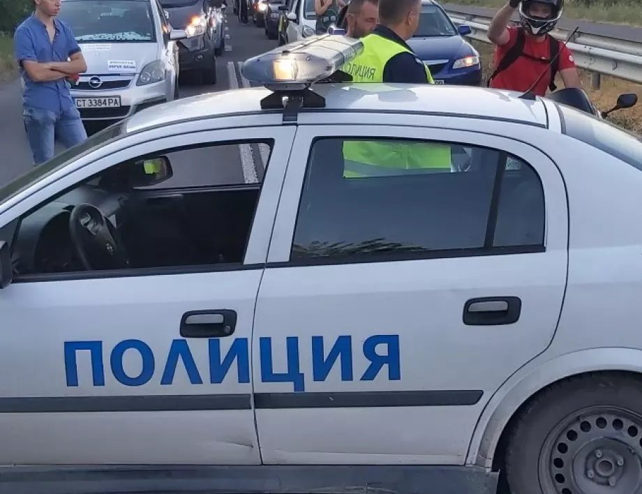 Изпратиха жандармерия при протестиращите на ГКПП "Капитан Андреево"