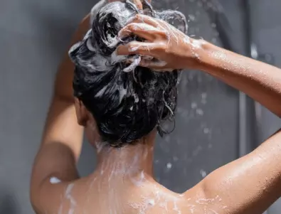 Вредните за косата ни грешки, които допускаме, когато я мием