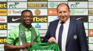 {{ otherArticle[0].article.title }}