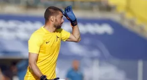 {{ otherArticle[0].article.title }}