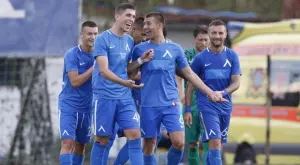 {{ otherArticle[0].article.title }}