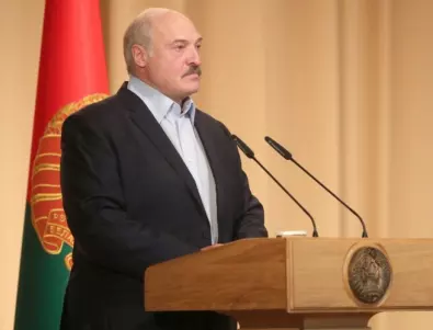 Лукашенко иска руски ракети, способни да носят ядрени бойни глави