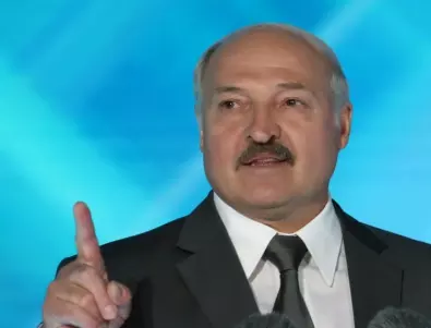 Лукашенко депортира украински и руски журналисти  