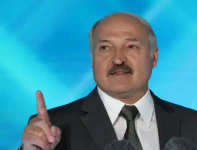 Лукашенко притеснен,  ще се свърже с Путин 