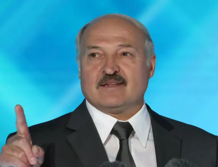 Путин ще подкрепи Лукашенко срещу чуждестранна „намеса“ 