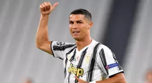 {{ otherArticle[0].article.title }}