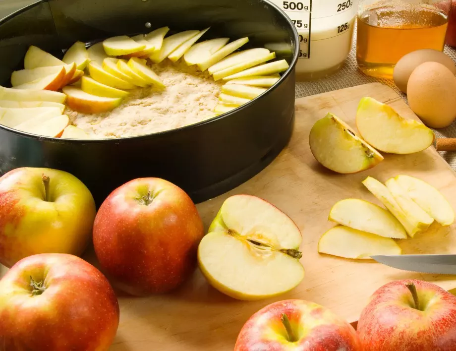 Пригответе си ябълков пай в 4 лесни стъпки