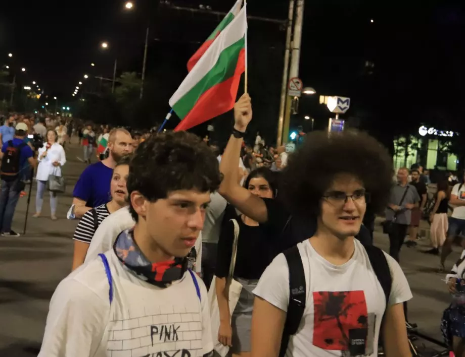 "Никой не забелязва случващото се в България. Никой не желае да го забележи."