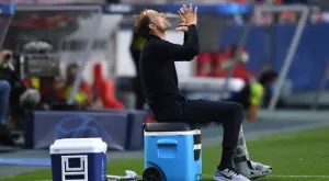 {{ otherArticle[0].article.title }}