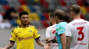 Манчестър Юнайтед изпраща последна оферта за Джейдън Санчо