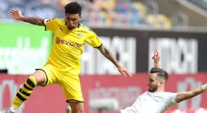 Звезда на Борусия Дортмунд аут за следващия мач