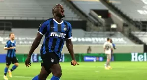 {{ otherArticle[0].article.title }}