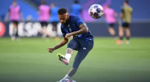 {{ otherArticle[0].article.title }}