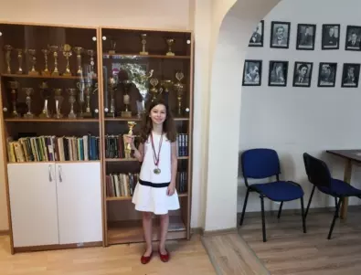 Три медала за старозагорската шахматистка Фабиана Костадинова