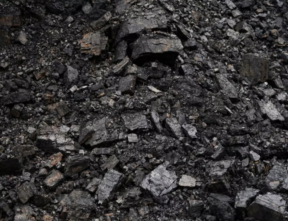 Гърция също почна да отлага отказа от въглища
