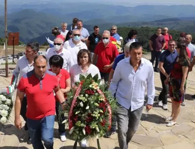 Корнелия Нинова: Шипка е най-високият връх на българското достойнство