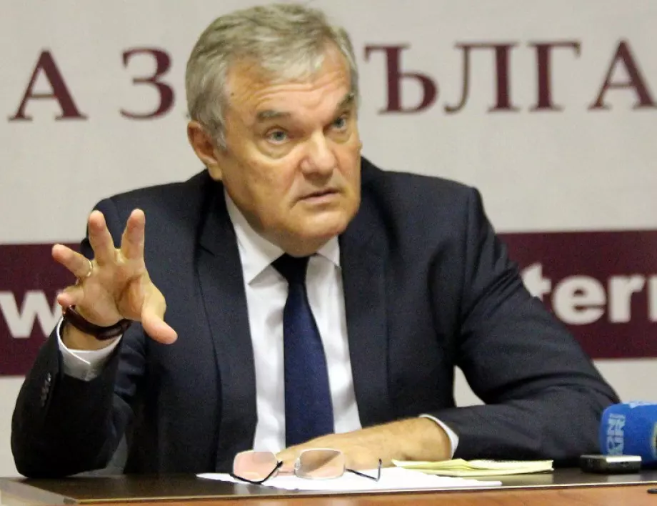 Румен Петков: Главният прокурор трябва да спре да се държи като изпълнителен директор на ГЕШ ЕНД КЕРИ