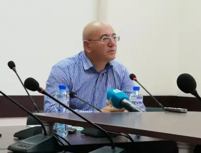 Емил Димитров се оправда за замърсяването на въздуха в Русе с кмета
