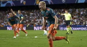 Ван де Беек ще поиска странен, но много специален номер в Юнайтед