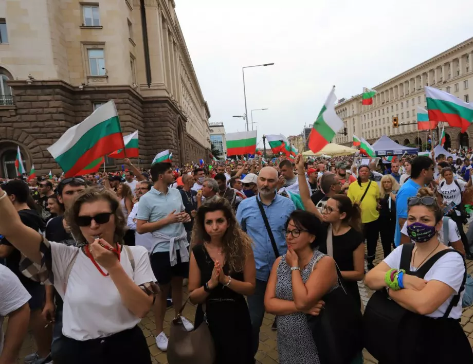 Euractiv: Нови правила в сградата на българския парламент - несправедливост срещу журналистите