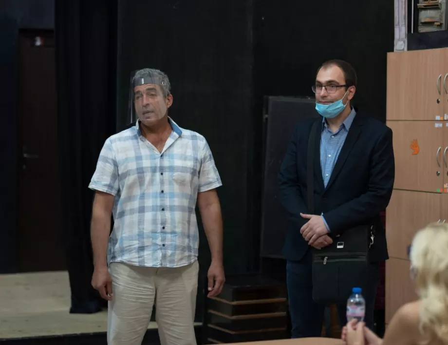 Зам.кметът Пламен Панов и Недялко Славов ще открият учебната година в НГСЕИ
