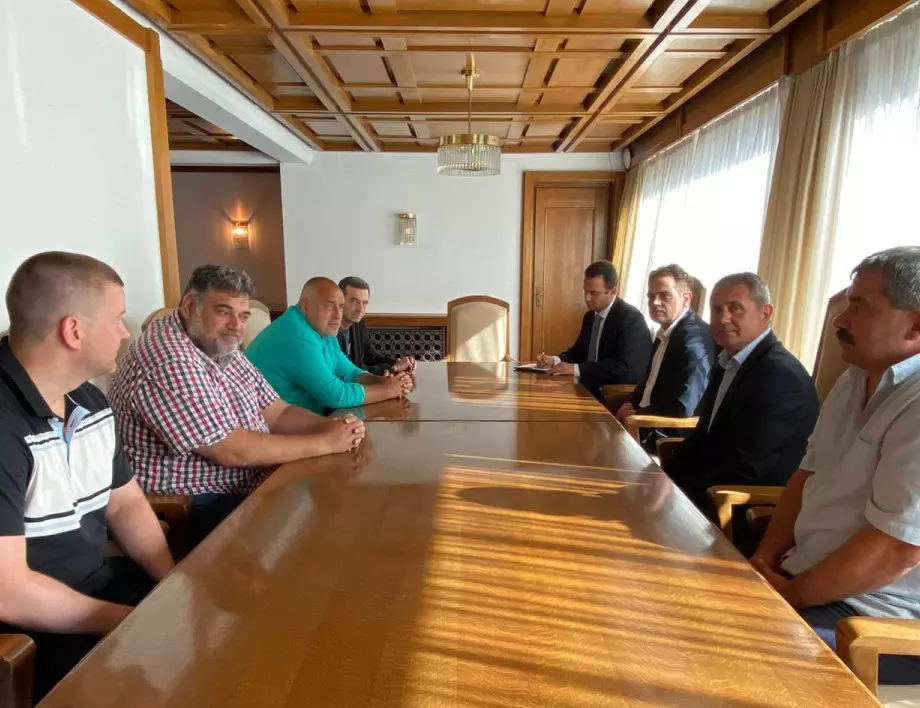 Спешна среща на браншовици в Тристранен съвет за спасяването на "Мини Марица Изток"