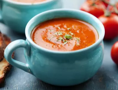 Тази традиционна доматена супа ще ви припомни вкуса от детската градина