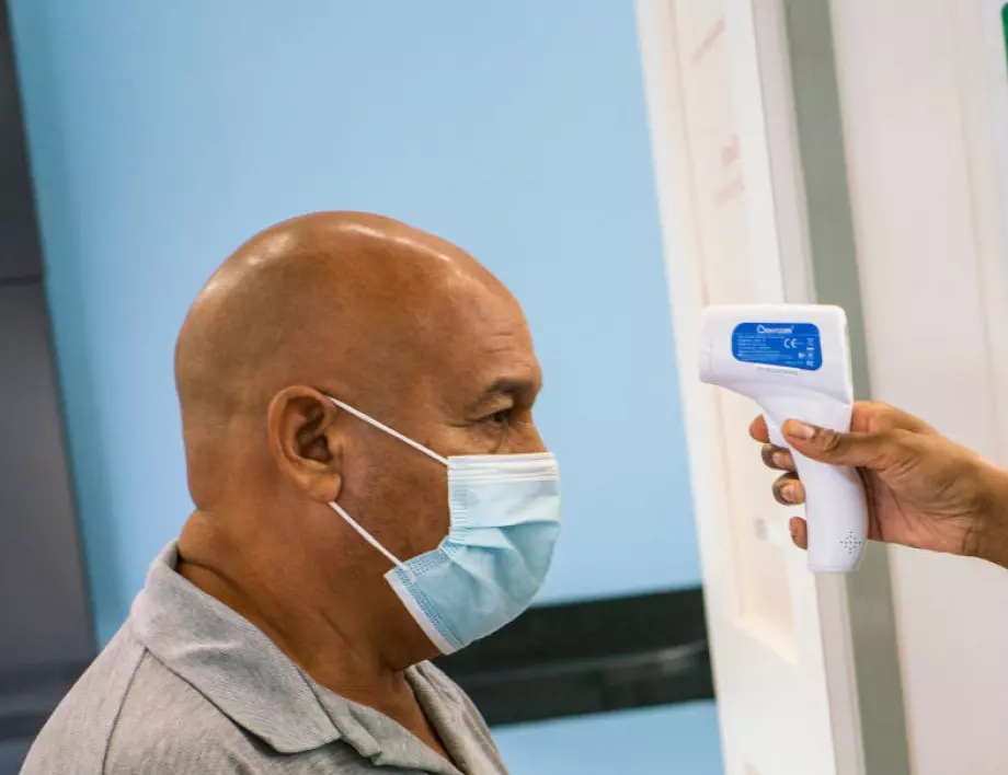 3 нови жертви от коронавирус, 54 са в интензивното отделение