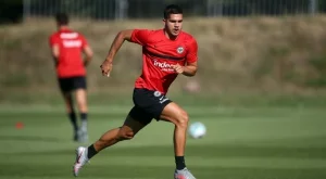 Айнтрахт (Франкфурт) със сериозен трансфер - взе португалски национал от Милан