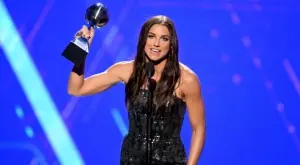 Световната шампионка Алекс Морган премина в Тотнъм