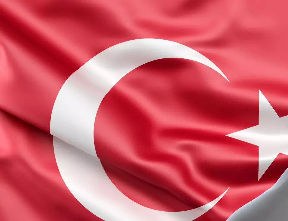 Турция подобрява космическия и здравния сектори