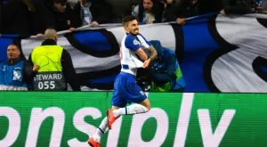 {{ otherArticle[0].article.title }}