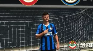 {{ otherArticle[0].article.title }}